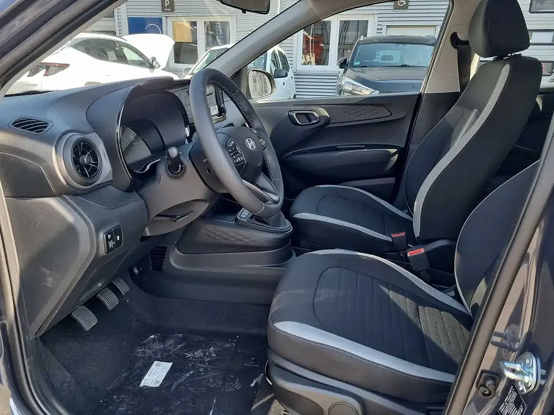 Hyundai i10 - Thumbnail 11