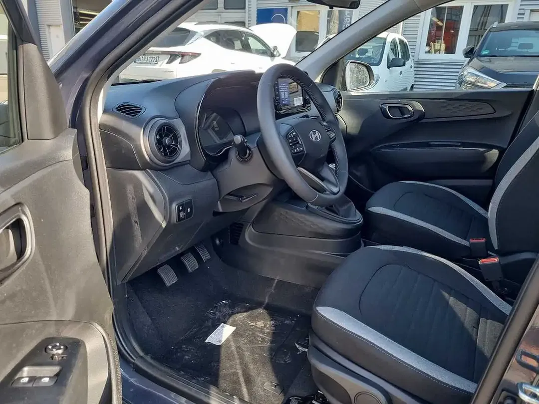 Hyundai i10 - Thumbnail 7