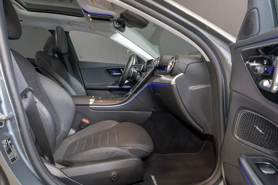 Mercedes-Benz C 300 - Thumbnail 8