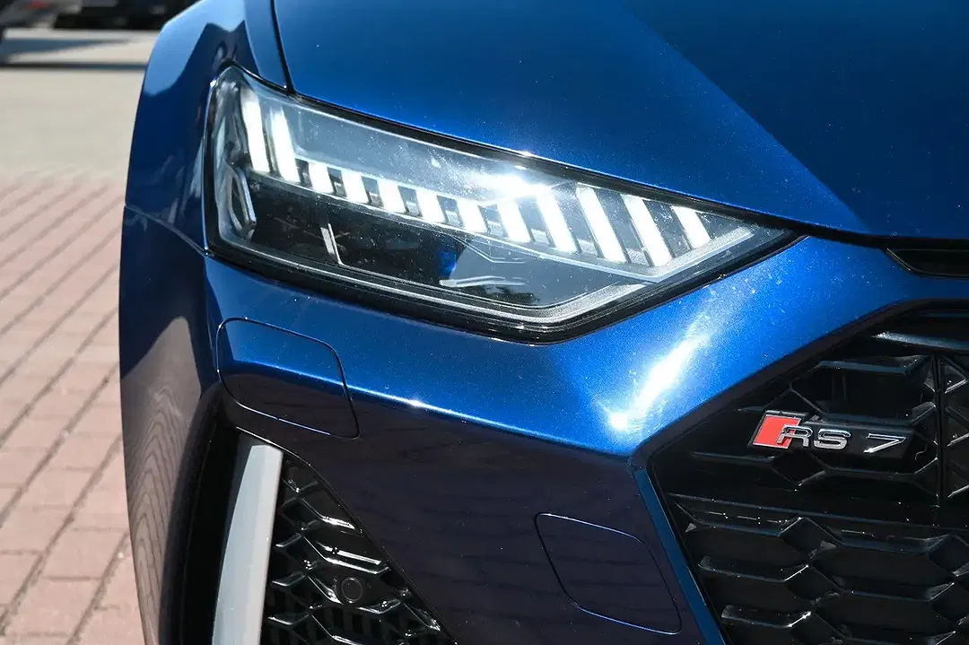 Audi RS7 - Thumbnail 10