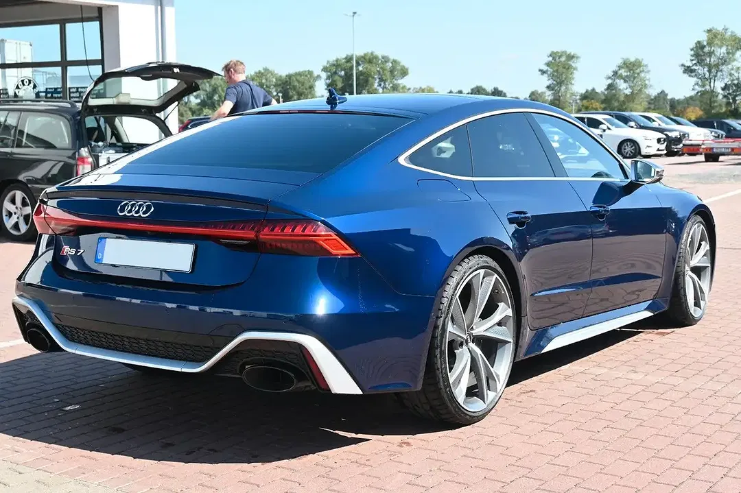 Audi RS7 - Thumbnail 6
