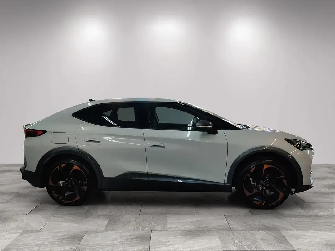 CUPRA Tavascan - Thumbnail 6