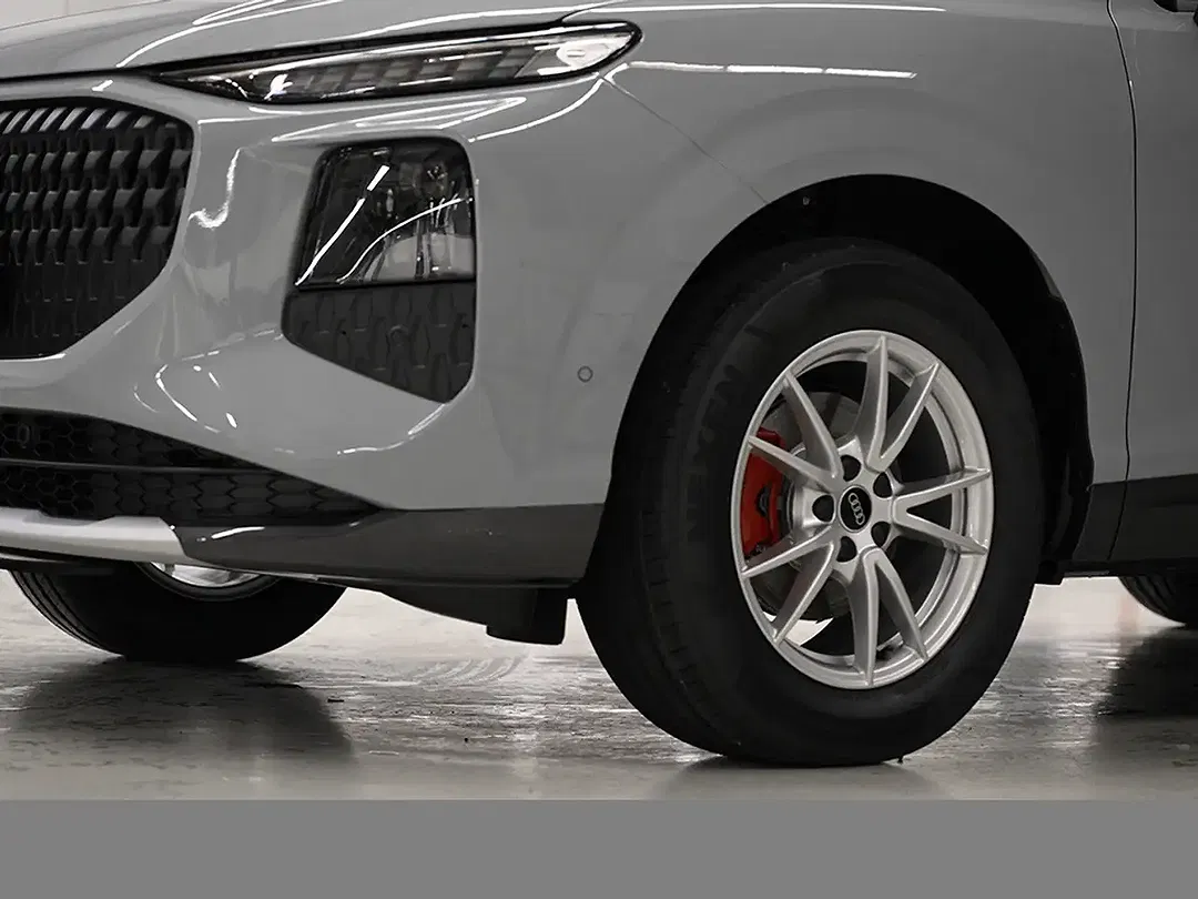 Audi Q3 - Thumbnail 5