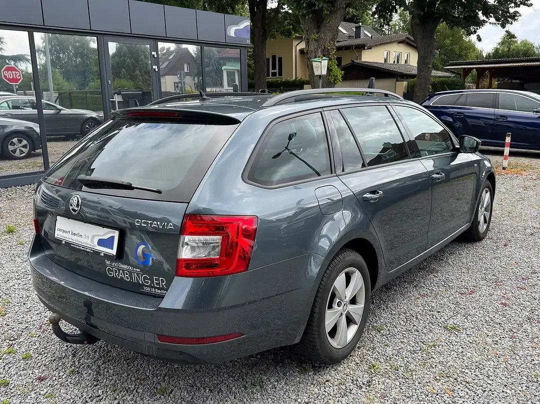 Skoda Octavia - Thumbnail 5