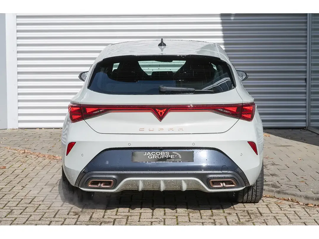 CUPRA Leon - Thumbnail 4