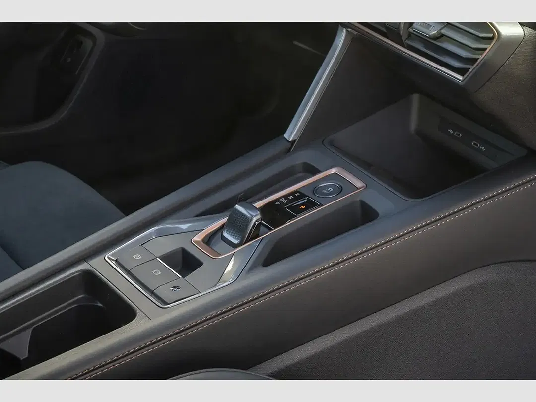 CUPRA Leon - Thumbnail 9