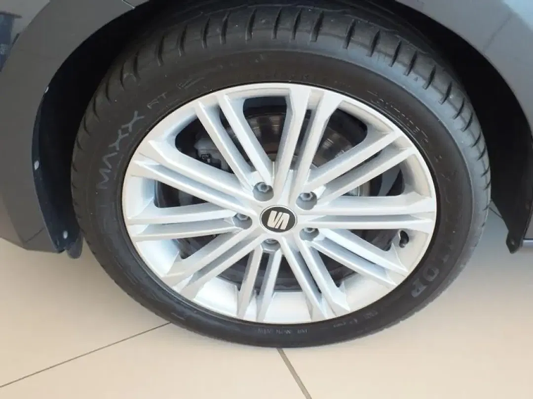 SEAT Leon - Thumbnail 15