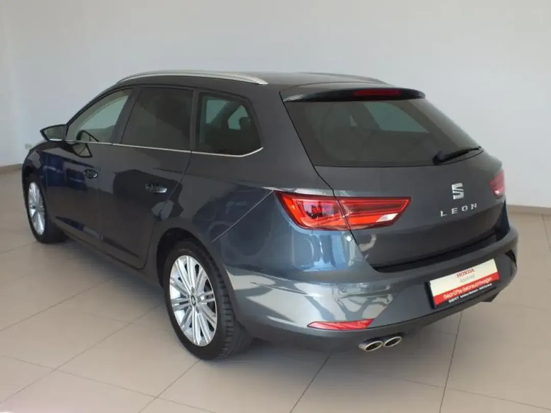 SEAT Leon - Thumbnail 4