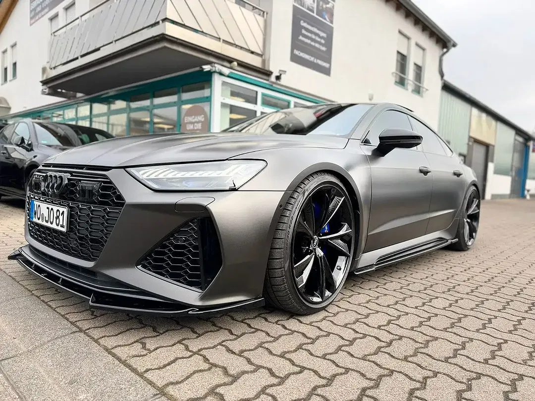 Audi RS7 - Thumbnail 13