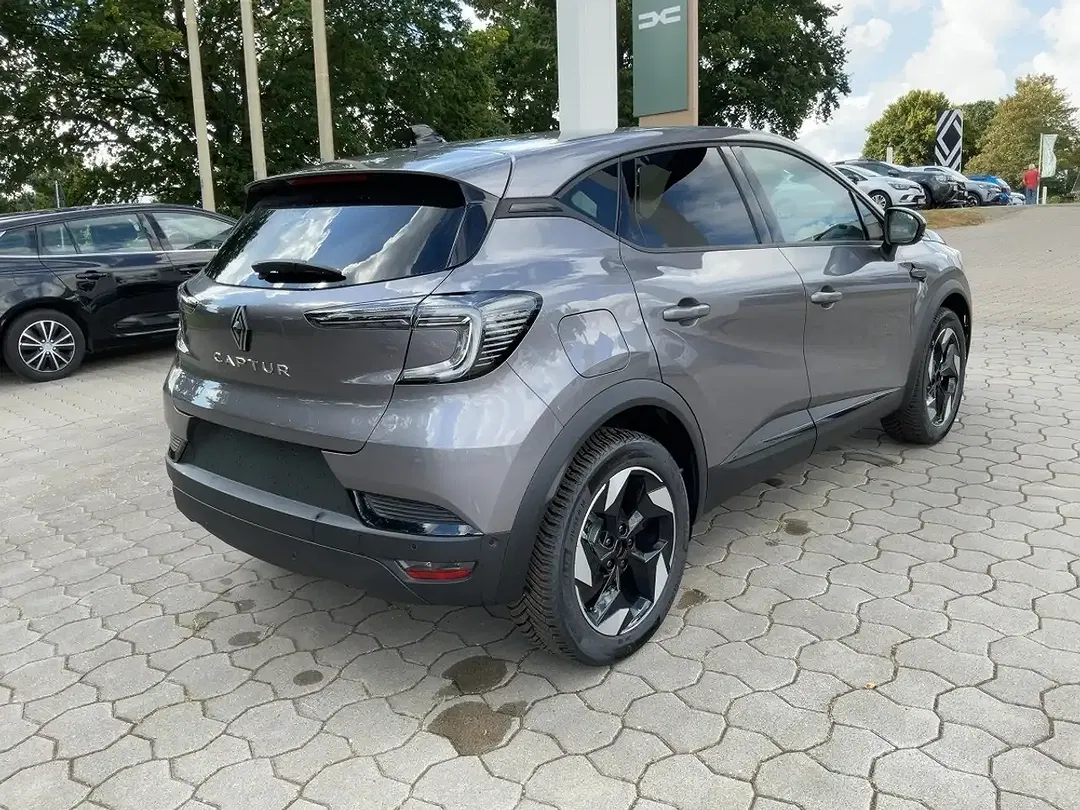 Renault Captur - Thumbnail 4