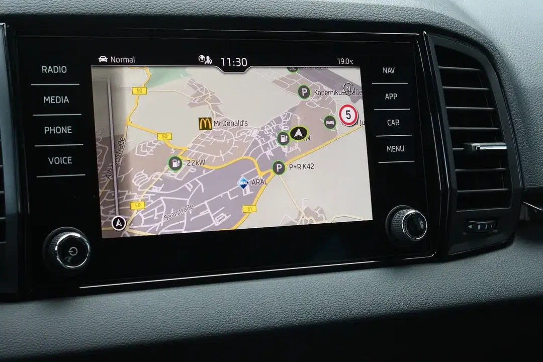 Skoda Karoq - Thumbnail 13