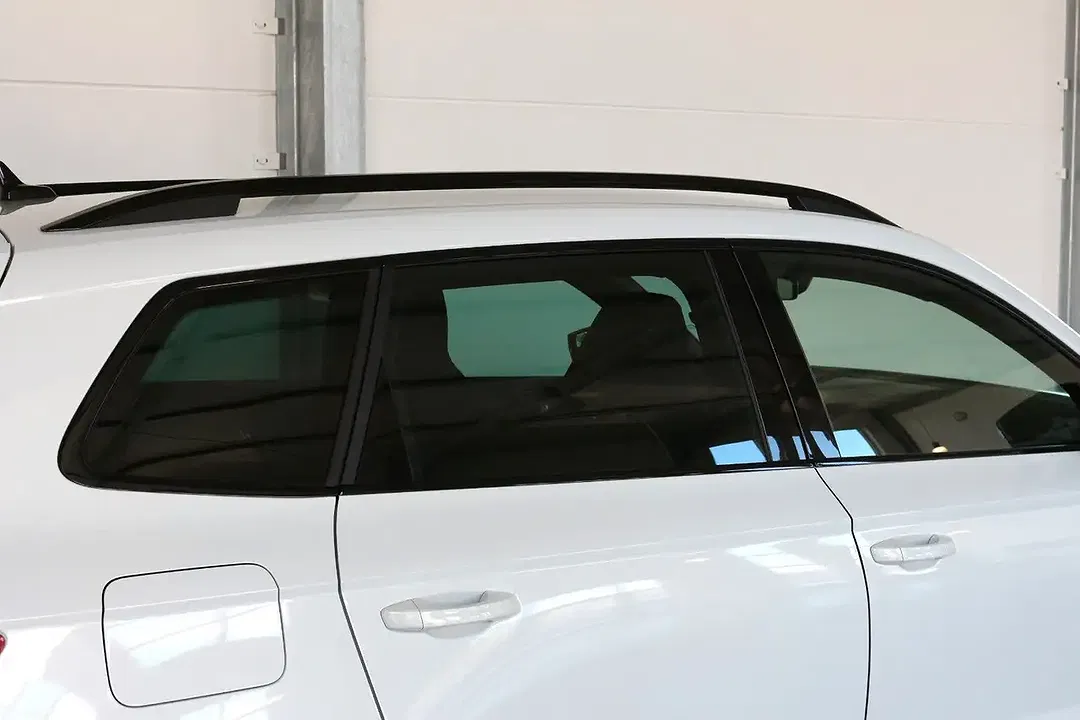 Skoda Karoq - Thumbnail 5