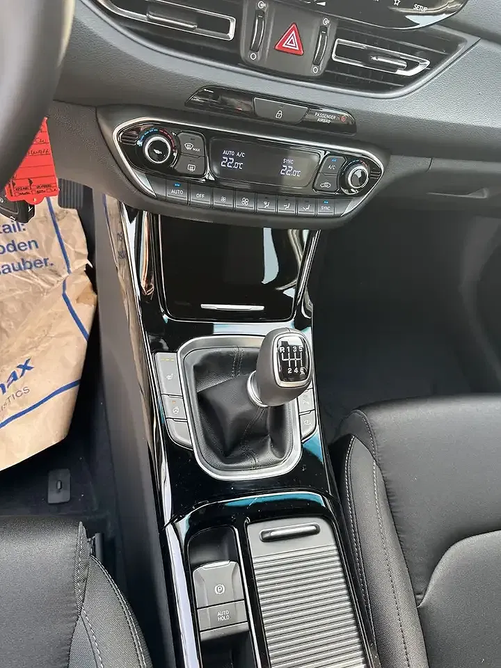 Hyundai i30 - Thumbnail 13