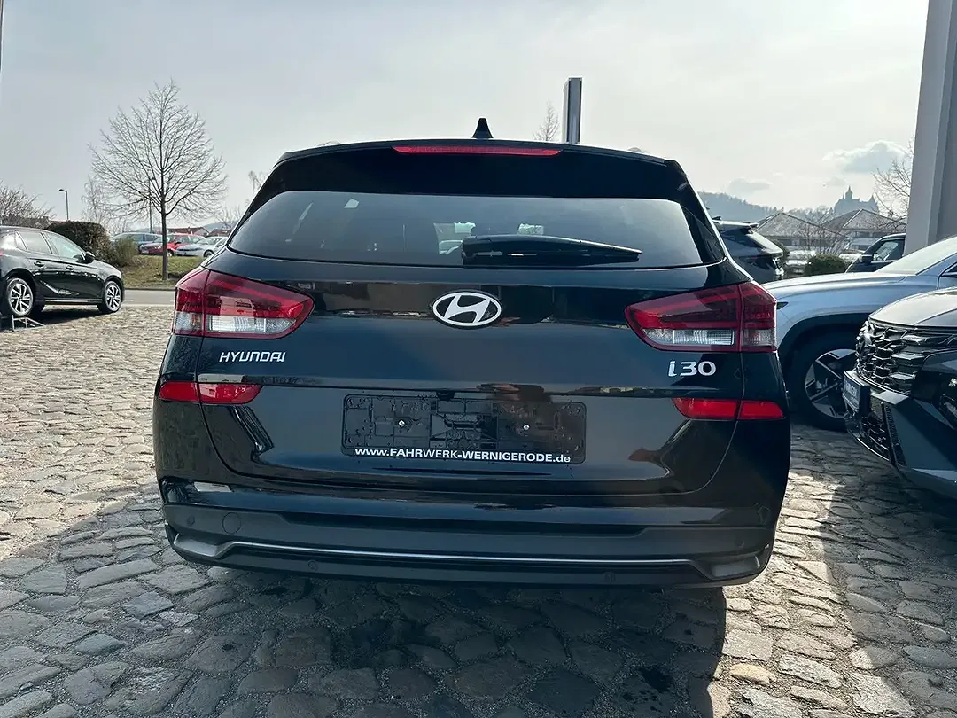 Hyundai i30 - Thumbnail 9