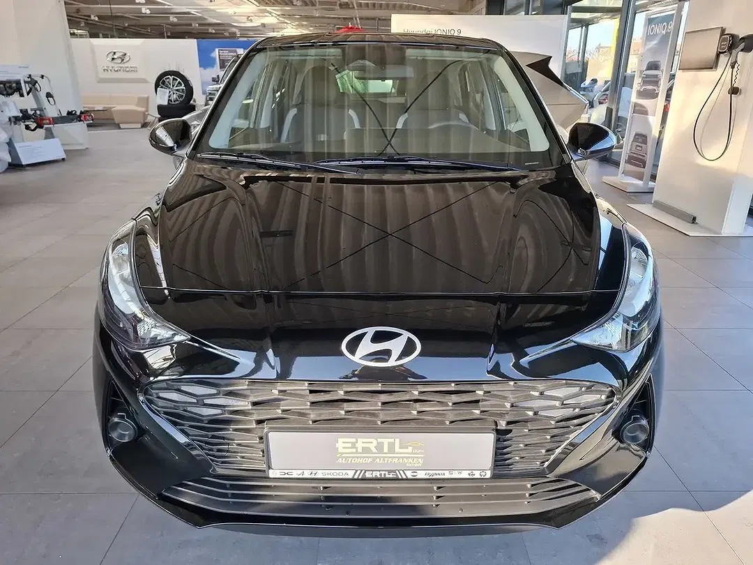 Hyundai i10 - Thumbnail 2