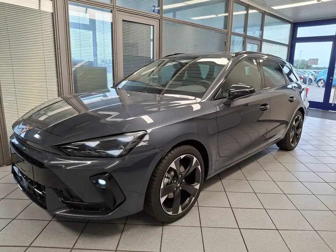CUPRA Leon - Thumbnail 2