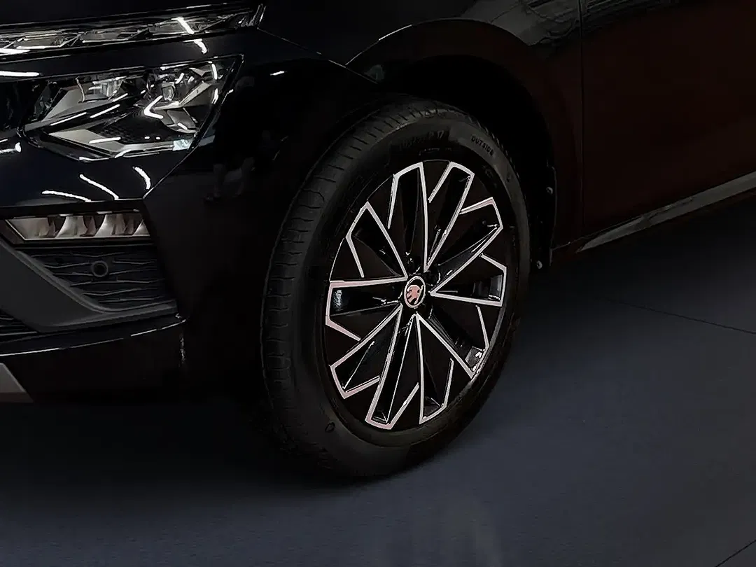 Skoda Kamiq - Thumbnail 13