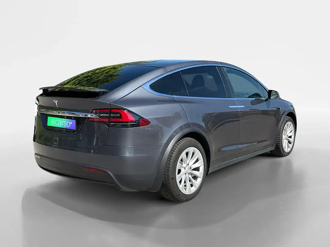 Tesla Model X - Thumbnail 5