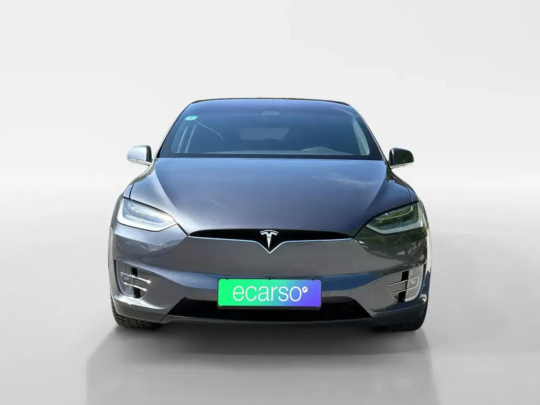 Tesla Model X - Thumbnail 8