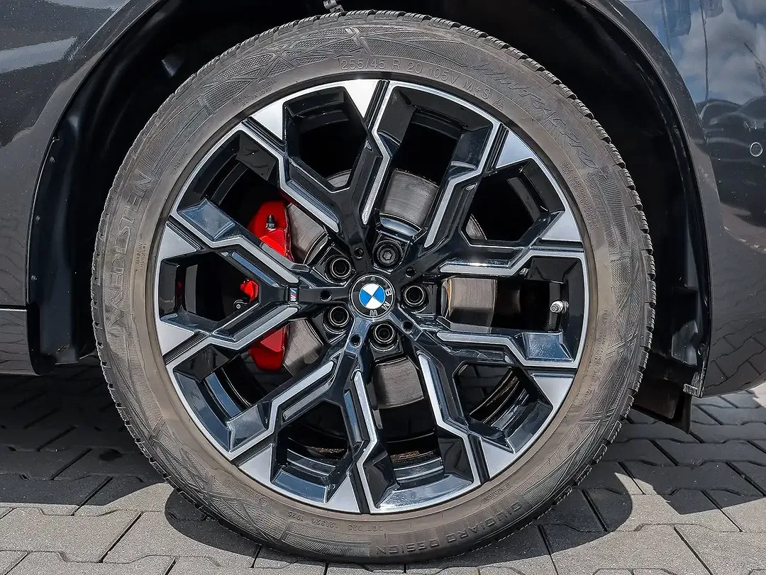 BMW X3 - Thumbnail 4