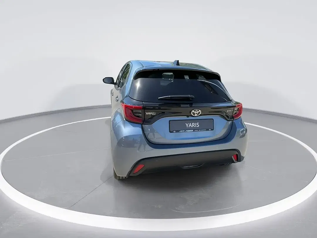 Toyota Yaris - Thumbnail 11