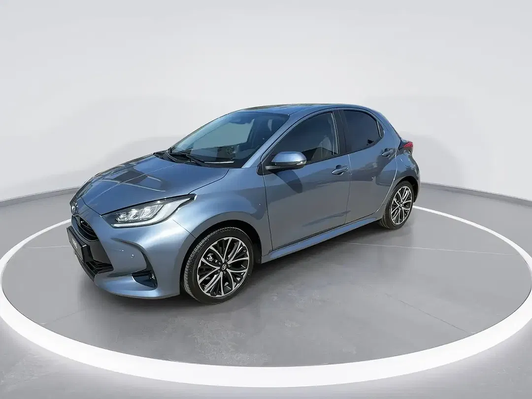 Toyota Yaris - Thumbnail 2