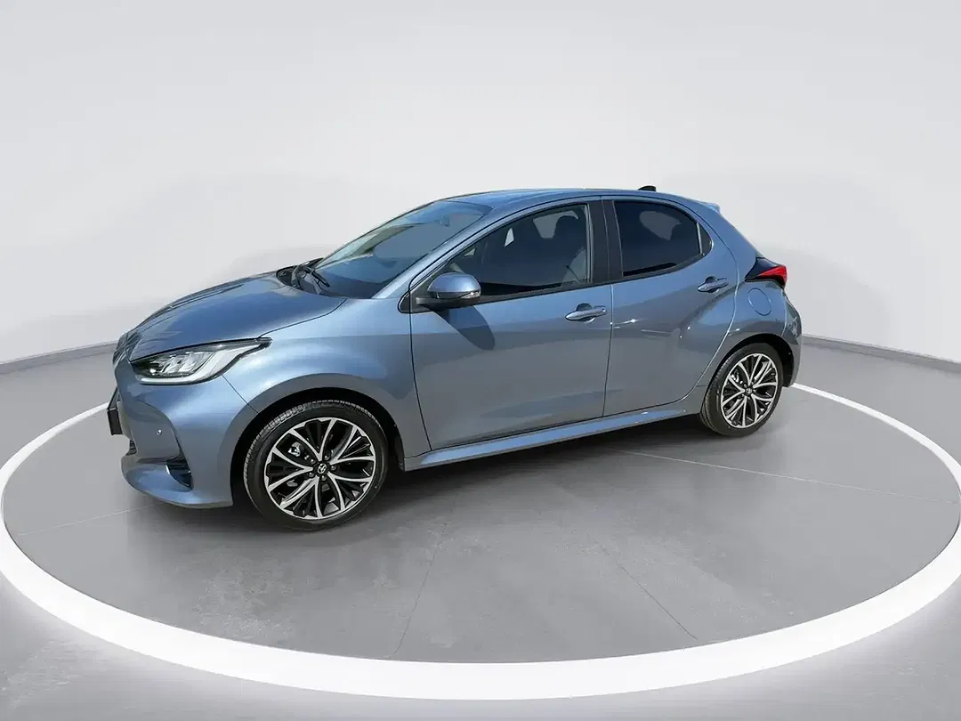 Toyota Yaris - Thumbnail 4