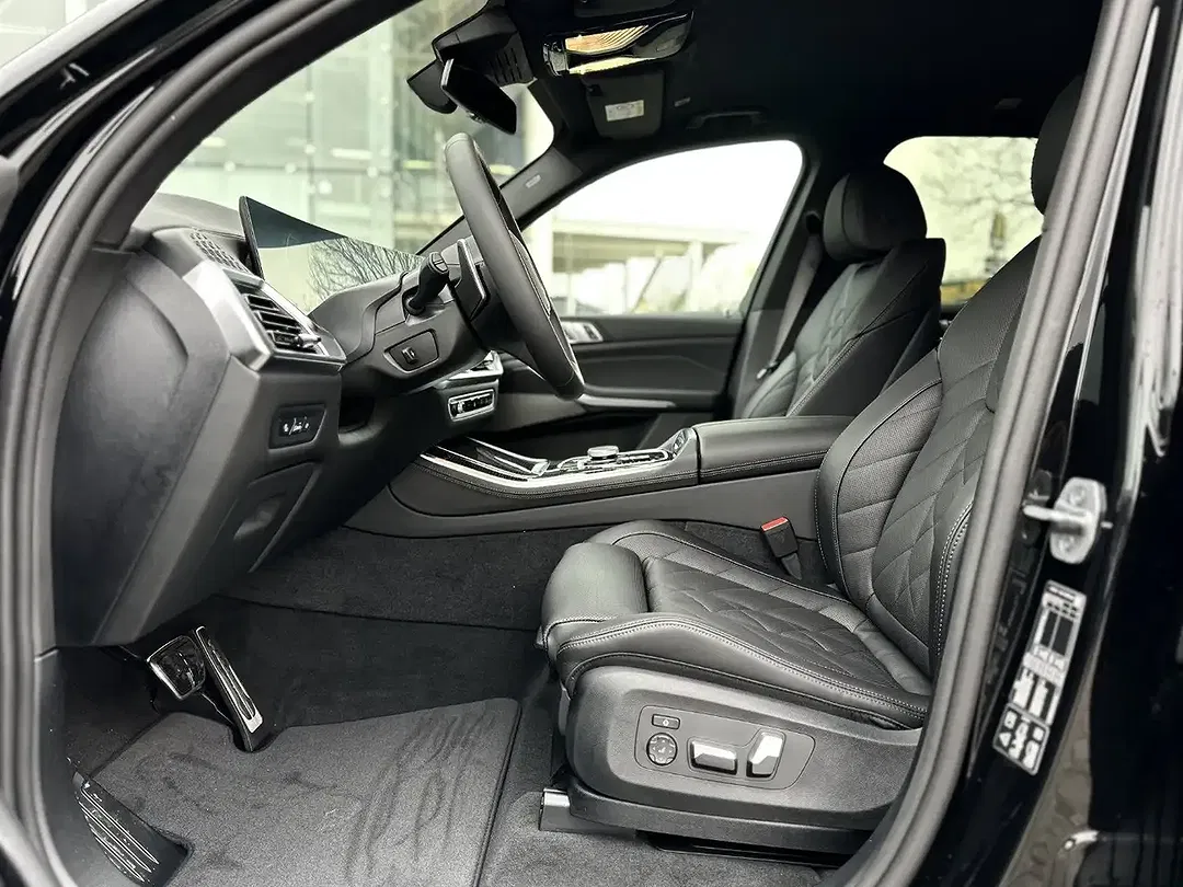 BMW X5 - Thumbnail 10