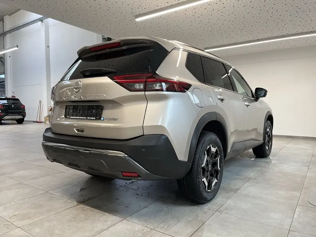 Nissan X-Trail - Thumbnail 4