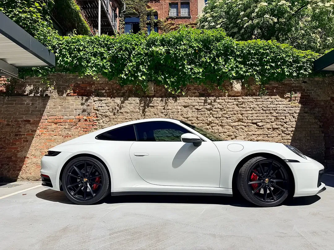 Porsche 992 - Thumbnail 13