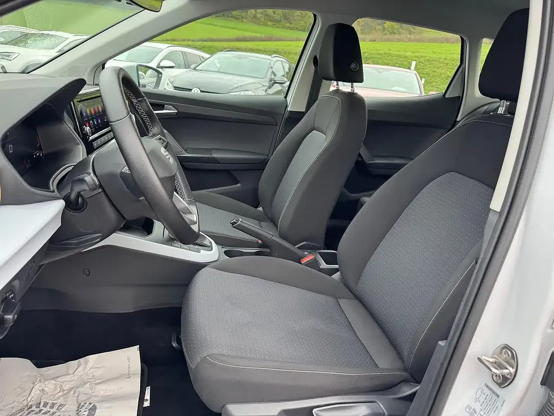 SEAT Arona - Thumbnail 7
