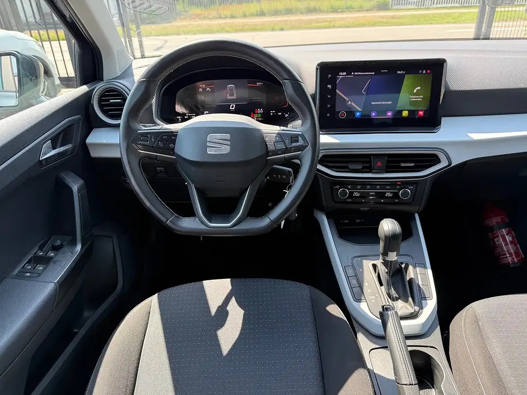 SEAT Arona - Thumbnail 10