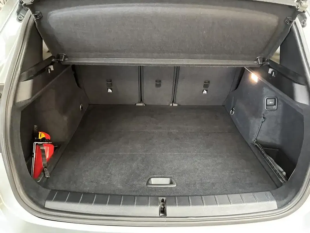 BMW X1 - Thumbnail 8