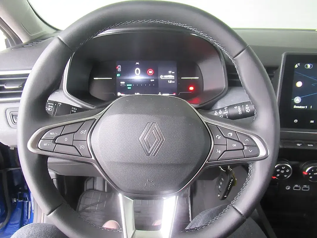 Renault Clio - Thumbnail 10
