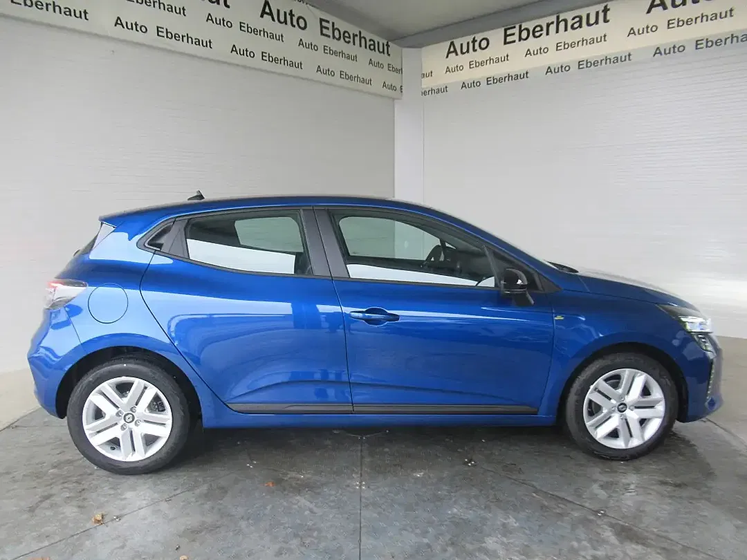 Renault Clio - Thumbnail 6