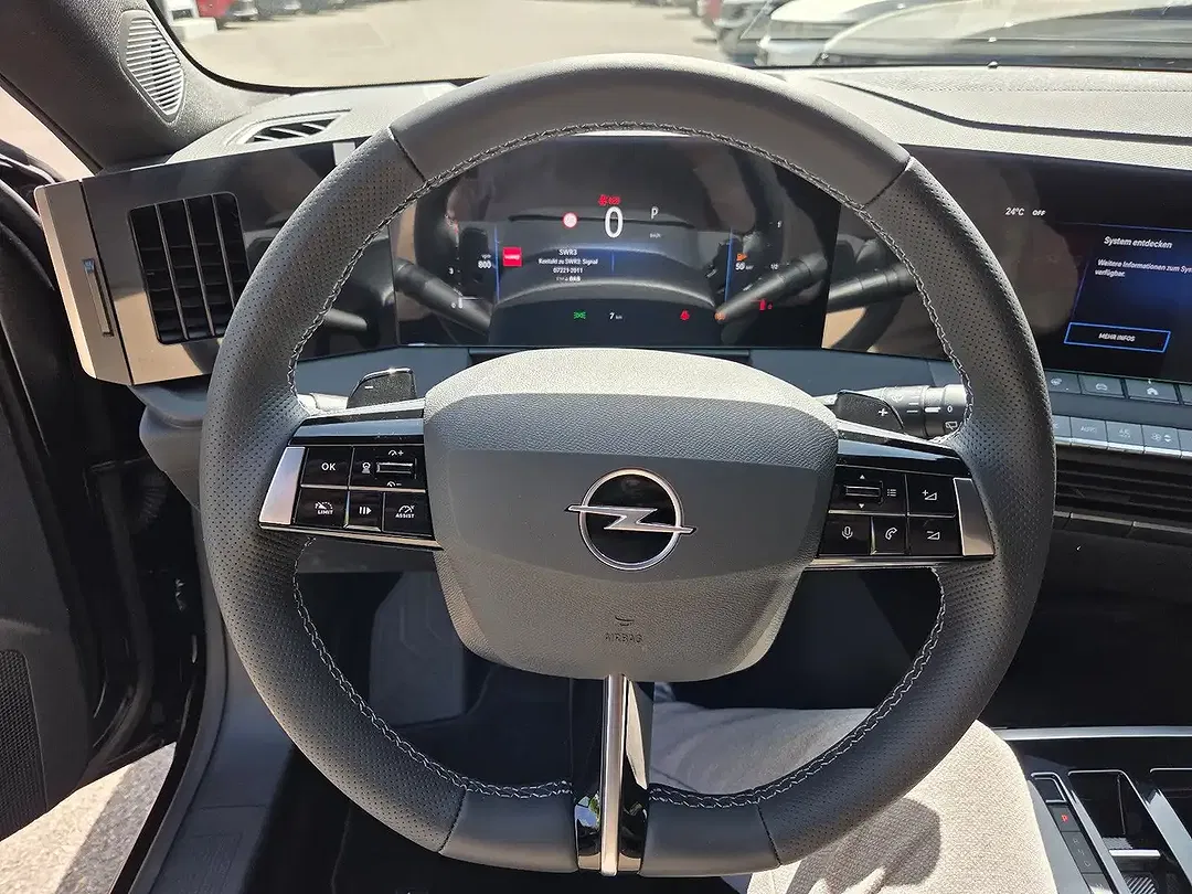 Opel Astra - Thumbnail 11