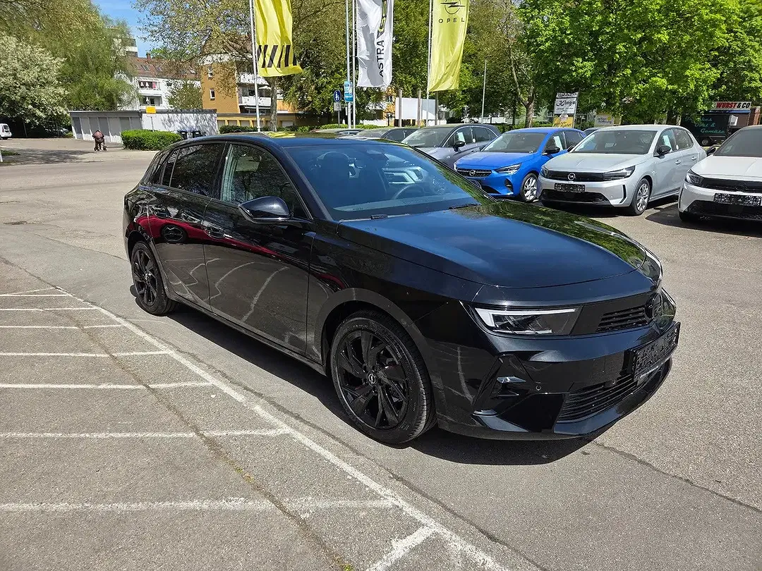 Opel Astra - Thumbnail 2