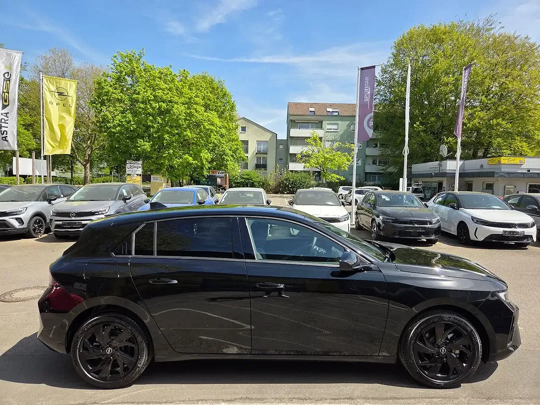 Opel Astra - Thumbnail 3
