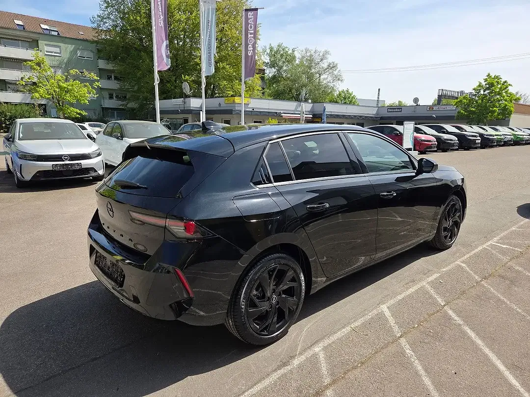 Opel Astra - Thumbnail 4