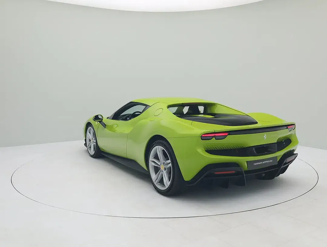 Ferrari 296 GTB - Thumbnail 7