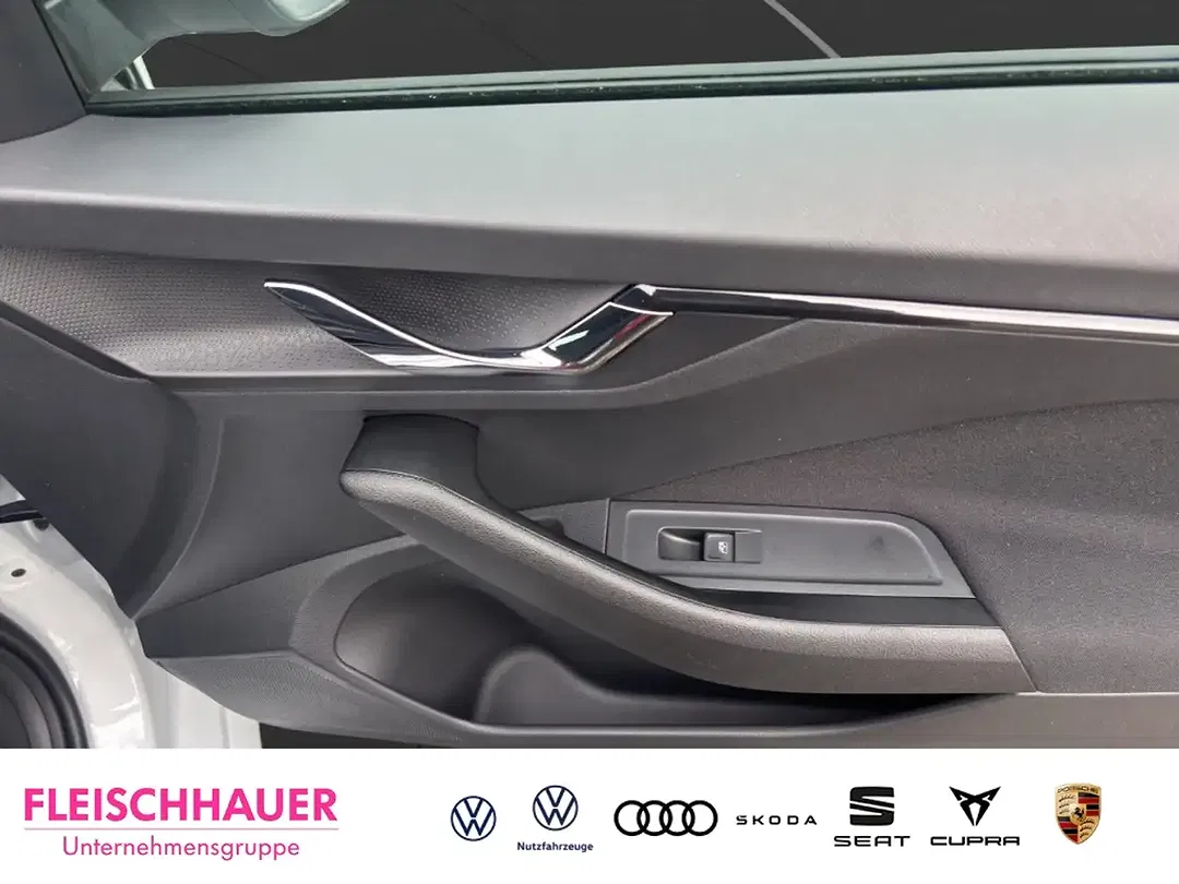 Skoda Scala - Thumbnail 13