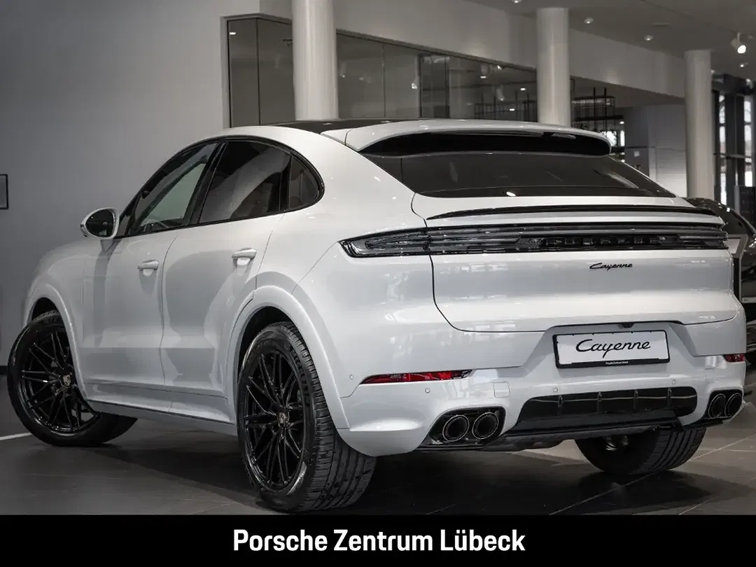 Porsche Cayenne - Thumbnail 3