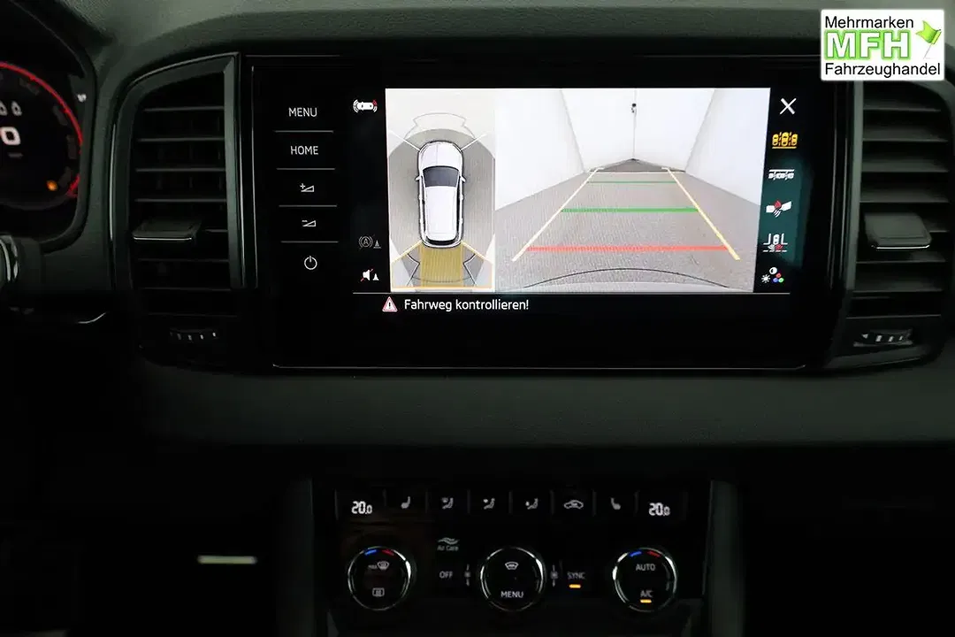 Skoda Karoq - Thumbnail 6