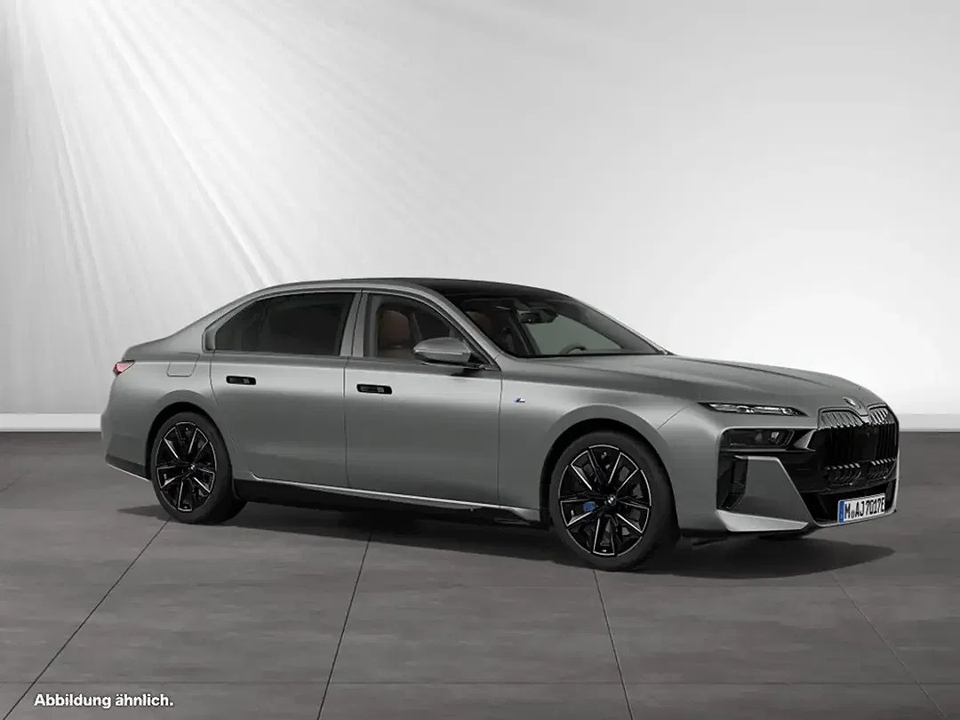 BMW i7 - Thumbnail 6