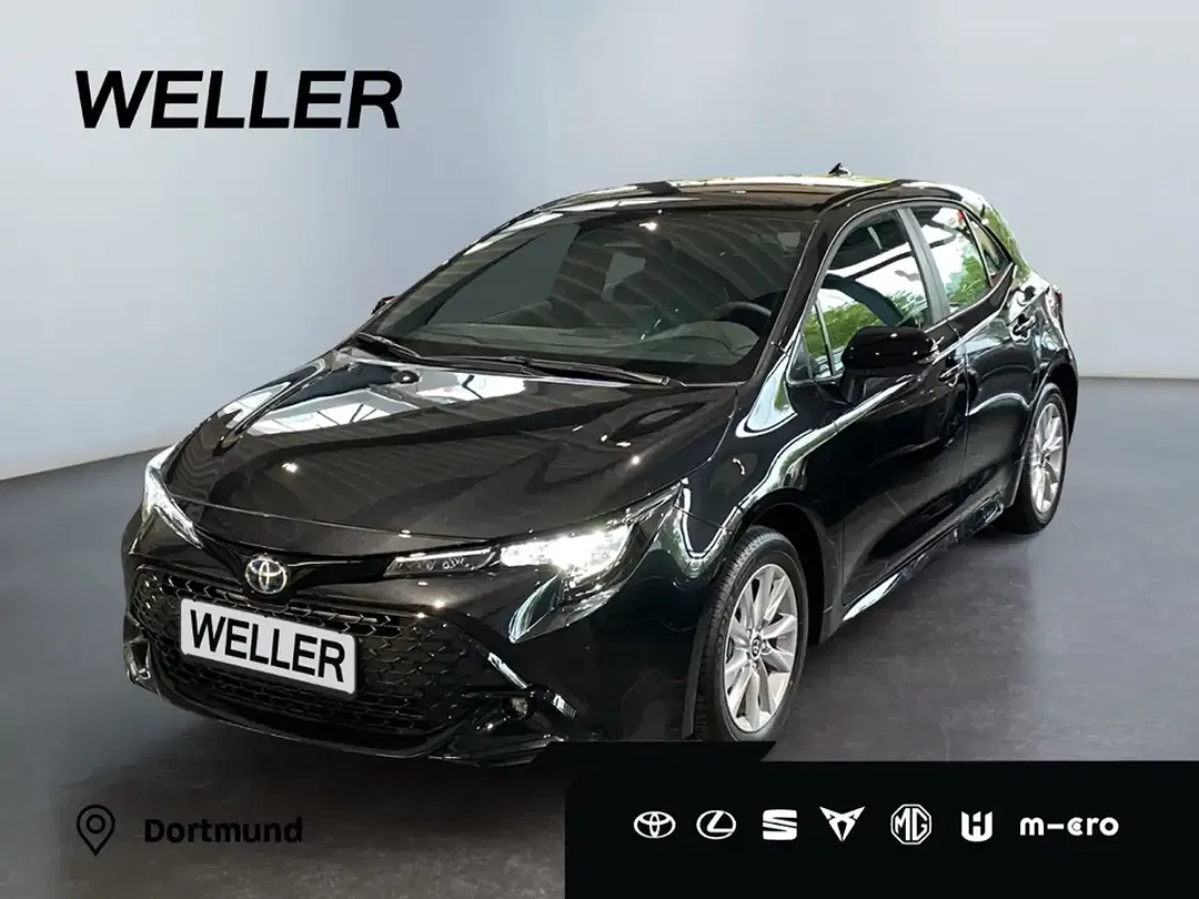 Toyota Corolla - Thumbnail 1
