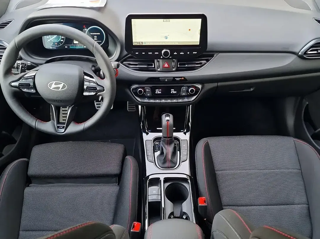 Hyundai i30 - Thumbnail 10