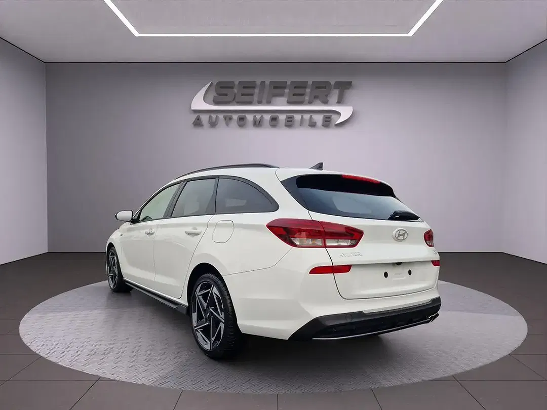 Hyundai i30 - Thumbnail 3