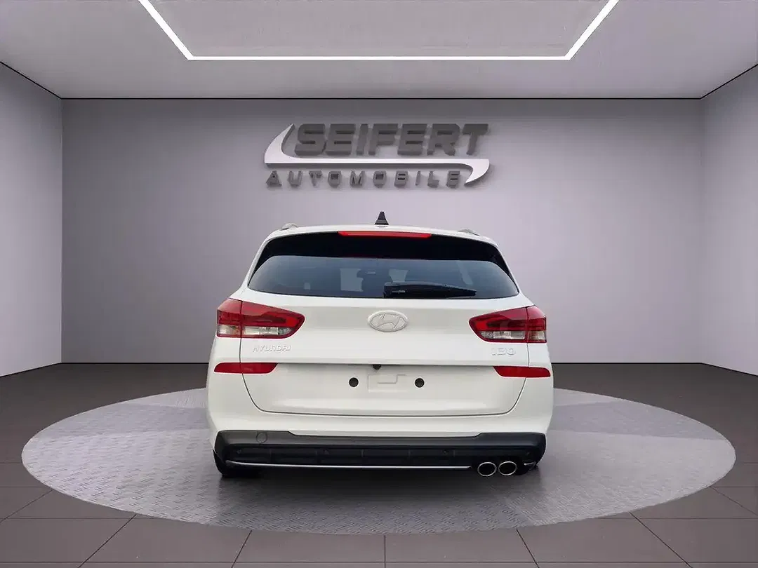 Hyundai i30 - Thumbnail 4