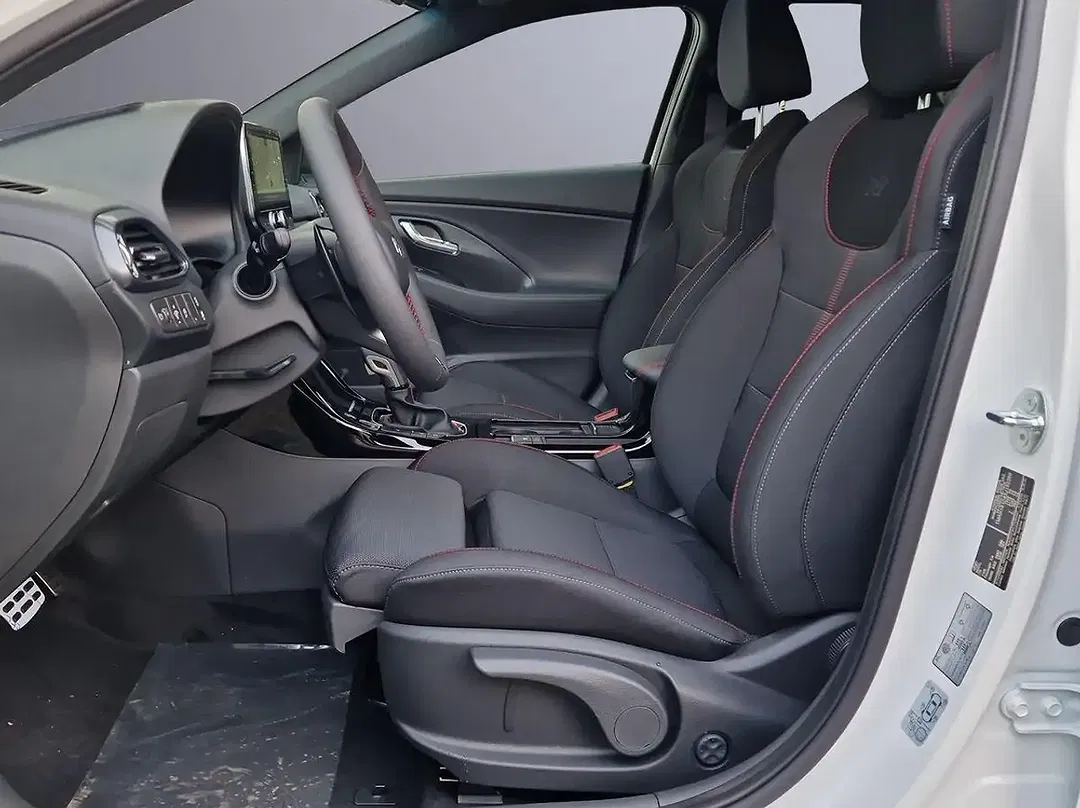 Hyundai i30 - Thumbnail 9