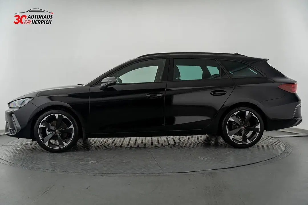 CUPRA Leon - Thumbnail 2